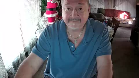 Snapshot of littled83057 chatting on December 21, 11:13 pm Littled83057 online show from December 21, 11:13 pm