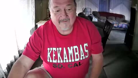 Snapshot of littled83057 chatting on December 29, 7:43 pm Littled83057 online show from December 29, 7:43 pm