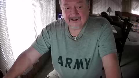 Snapshot of littled83057 chatting on February 7, 6:13 pm Littled83057 online show from February 7, 6:13 pm