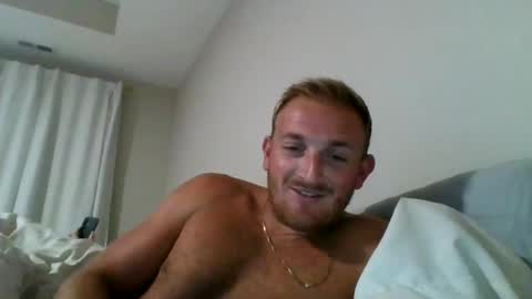 Snapshot of littledickee495860 chatting on July 10, 3:11 am littledickee495860 online show from July 10, 3:11 am