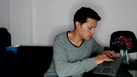 Snapshot of littledicklatin chatting on December 2, 3:26 am Manu online show from December 2, 3:26 am