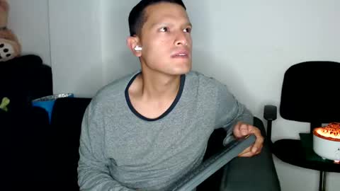 Snapshot of littledicklatin chatting on January 29, 3:44 am Manu online show from January 29, 3:44 am