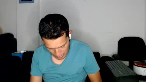 Snapshot of littledicklatin chatting on February 27, 3:36 am Manu online show from February 27, 3:36 am