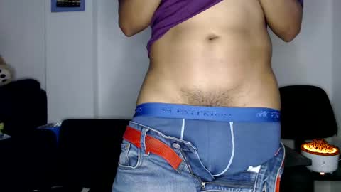 Snapshot of littledicklatin chatting on March 6, 4:30 am Manu online show from March 6, 4:30 am