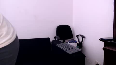 Snapshot of littledicklatin chatting on September 15, 7:58 pm Manu online show from September 15, 7:58 pm