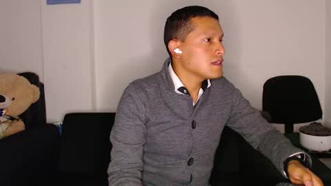 Snapshot of littledicklatin chatting on November 6, 3:29 am Manu online show from November 6, 3:29 am