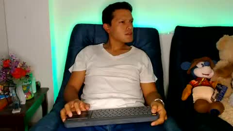 Manu online show from July 16, 2:50 am