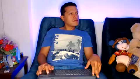 Manu online show from August 4, 3:10 am