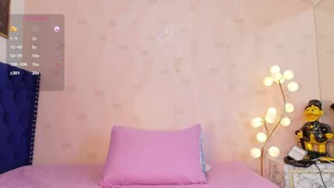 Tania  online show from March 5, 8:05 pm