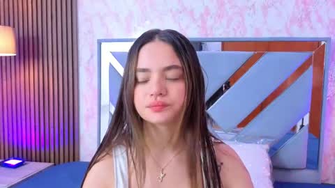 Sara online show from May 1, 11:15 am