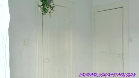 Snapshot of littlegreekflower chatting on February 9, 1:56 pm Audra A online show from February 9, 1:56 pm