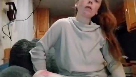 littleleo96 online show from February 5, 5:12 am