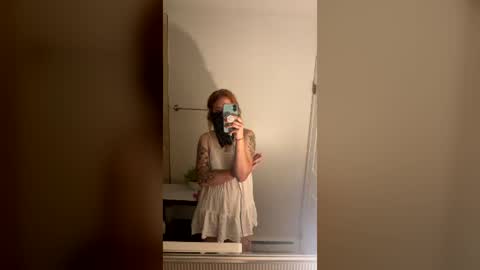 Snapshot of littlelovesbig chatting on July 12, 11:51 pm littlelovesbig online show from July 12, 11:51 pm