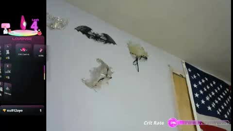 Tittygirl8 online show from April 27, 6:06 pm