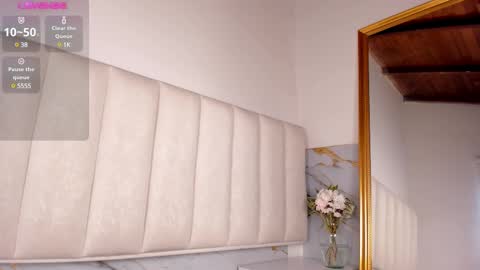 Snapshot of littlemichiko chatting on February 21, 7:43 pm littlemichiko online show from February 21, 7:43 pm