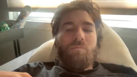 Snapshot of littlenudenudist chatting on December 2, 1:02 pm littlenudenudist online show from December 2, 1:02 pm