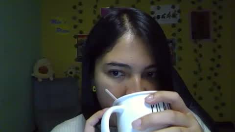 Snapshot of littleprety6969 chatting on November 2, 2:58 am Mia Wednesday to Sunday 730 am to 1030 am Colombian Hour D online show from November 2, 2:58 am