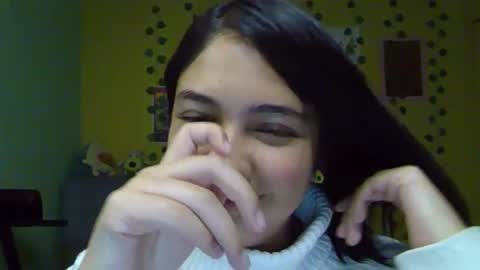 Snapshot of littleprety6969 chatting on November 9, 5:17 am Mia Wednesday to Sunday 730 am to 1030 am Colombian Hour D online show from November 9, 5:17 am