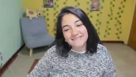 Snapshot of littleprety6969 chatting on December 2, 5:35 am Mia Wednesday to Sunday 730 am to 1030 am Colombian Hour D online show from December 2, 5:35 am