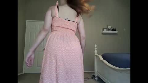 littlered_6969 online show from May 21, 8:38 pm