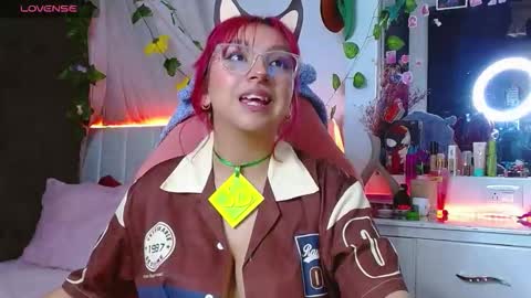 Snapshot of littlerouse_ chatting on October 24, 3:03 am Ruby Rouse online show from October 24, 3:03 am