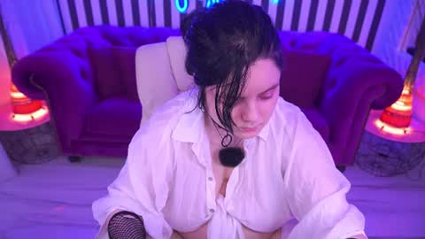 Snapshot of littleshyy chatting on July 14, 12:55 pm Masha online show from July 14, 12:55 pm