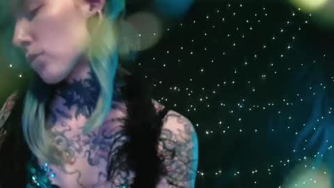 Niki  free tg channel with some photos gifs and info about streams  online show from November 22, 2:16 pm