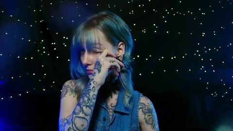 Niki  free tg channel with some photos gifs and info about streams  online show from December 20, 9:44 pm