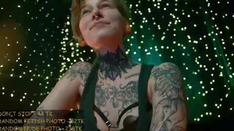 Snapshot of littlespacemouse chatting on June 3, 11:10 pm Niki free tg channel with some photos gifs and info about streams online show from June 3, 11:10 pm