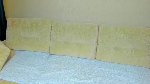 Snapshot of littlesweetkittens chatting on November 19, 8:53 pm Michelle and James offline menu in bio Dont forget thumb up for us online show from November 19, 8:53 pm