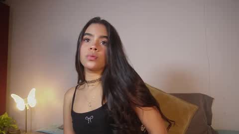 Snapshot of littletammy_ chatting on April 19, 3:55 pm littletammy_ online show from April 19, 3:55 pm