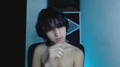 Snapshot of littlextrem chatting on June 9, 3:29 am Eros online show from June 9, 3:29 am