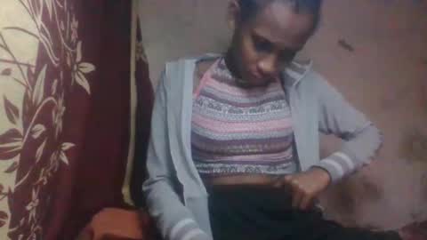 Snapshot of littleyanah chatting on September 13, 4:40 pm yanah online show from September 13, 4:40 pm