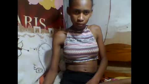 Snapshot of littleyanah chatting on October 2, 5:31 pm yanah online show from October 2, 5:31 pm