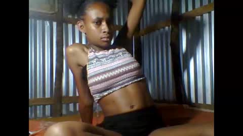 Snapshot of littleyanah chatting on October 22, 8:08 pm yanah online show from October 22, 8:08 pm