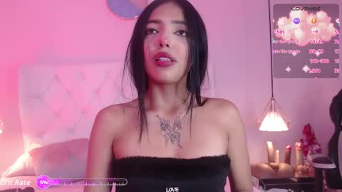 Snapshot of liv20_ chatting on December 17, 8:15 pm Nicky online show from December 17, 8:15 pm