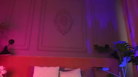 Snapshot of liv_fay chatting on June 24, 2:05 pm Liv 3 online show from June 24, 2:05 pm