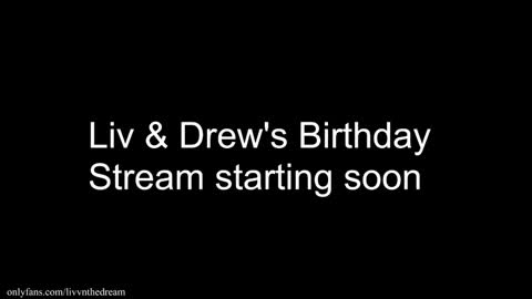 Snapshot of livanddrew chatting on November 12, 12:22 am Liv and Drew online show from November 12, 12:22 am