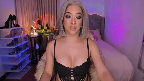 Goddess Ayumi online show from November 3, 4:03 am