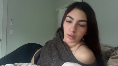 livhart online show from November 14, 11:46 pm