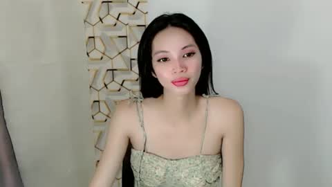 Snapshot of liviacum_ chatting on October 16, 10:00 pm Lvia online show from October 16, 10:00 pm