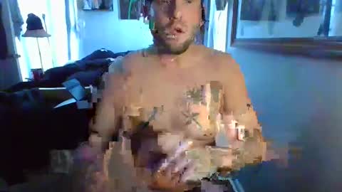 livingpuddle online show from January 8, 4:00 pm