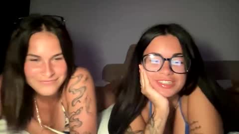 livvtori12 online show from April 7, 2:34 am