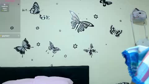 Liz7skinny online show from May 28, 9:34 pm