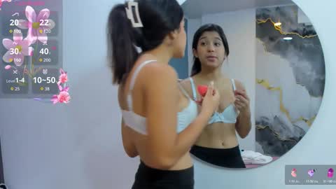 Snapshot of liz__cute chatting on November 18, 11:47 am Lizeth online show from November 18, 11:47 am