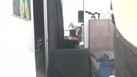 Snapshot of liza_thurner chatting on January 26, 12:05 am Liza Thurner online show from January 26, 12:05 am