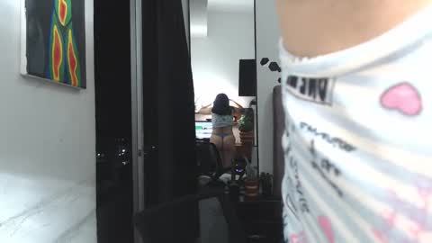 Snapshot of liza_thurner chatting on March 11, 12:22 am Liza Thurner online show from March 11, 12:22 am