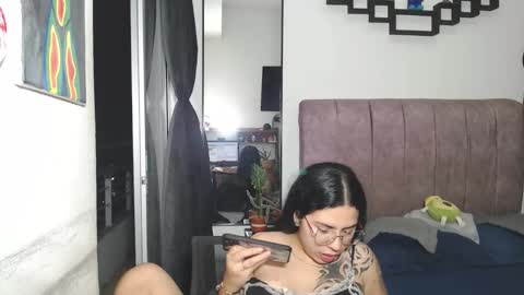 Snapshot of liza_thurner chatting on September 27, 1:54 am Liza Thurner online show from September 27, 1:54 am