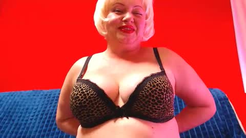 LizaBrazzer online show from April 19, 10:25 am
