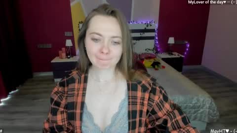 Girl next door online show from May 1, 11:37 am